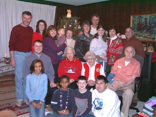 20021228-1705-Family-Shot
